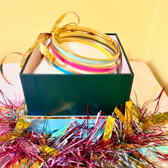 ✨ Kate Spade New York Gold-Tone Enamel Bangle Bracelet Set ✨ - Picture 2 of 4